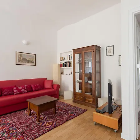 Apartment Al Colosseo By Interhome