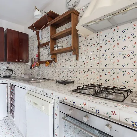 Al Colosseo By Interhome
